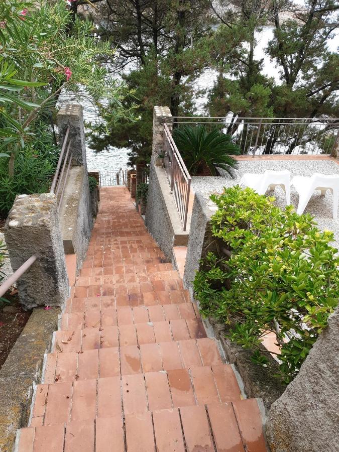 Appartamenti Villa Lina Nisporto Екстериор снимка